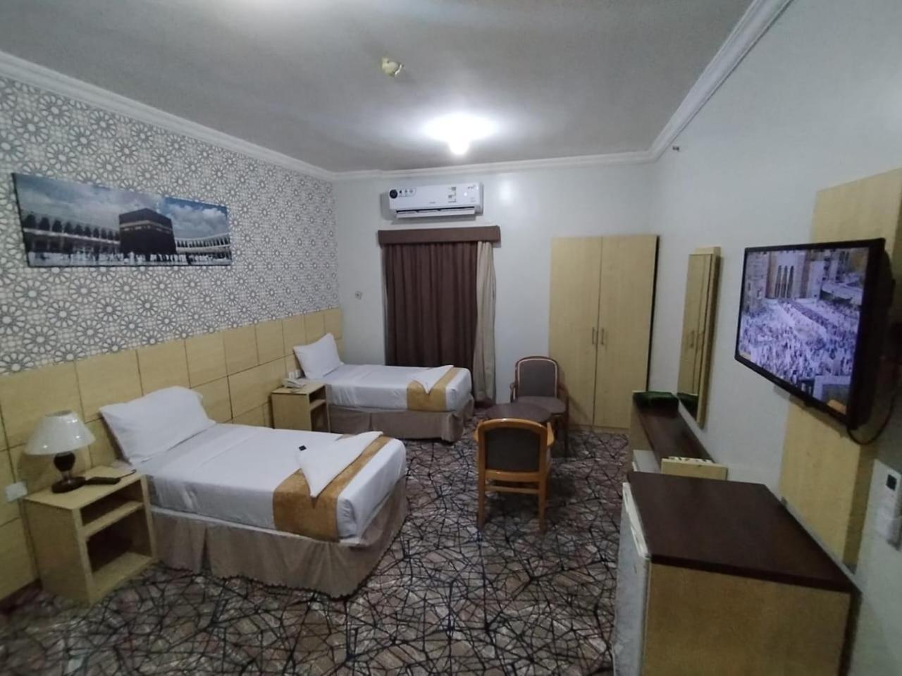 فندق سفير الضيافة *